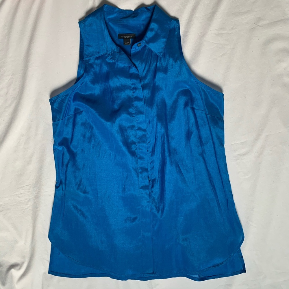 Anne Taylor Blue Silk sleeveless button down blouse - 2